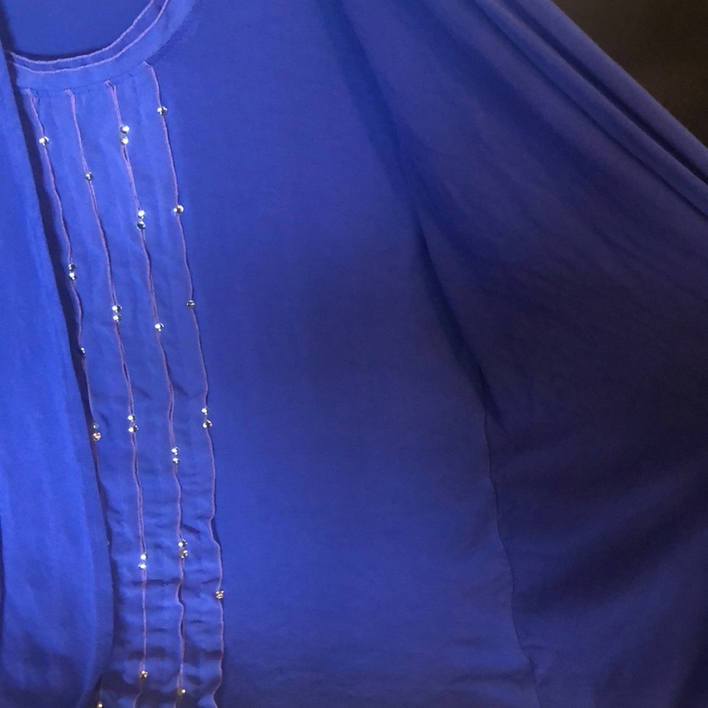 Top - Picture 4 of 6